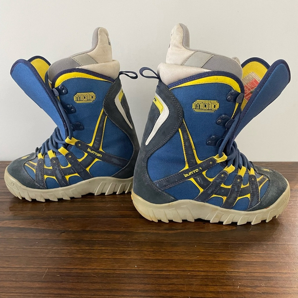 Burton, women 6 or youth 4-4.5, Moto, blue and yellow lace up snowboard boots - Picture 9 of 12